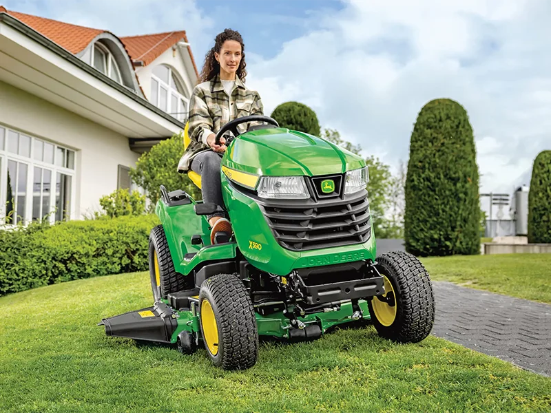 trattorini-tagliaerba-john-deere-in-vendita-reggio-emilia